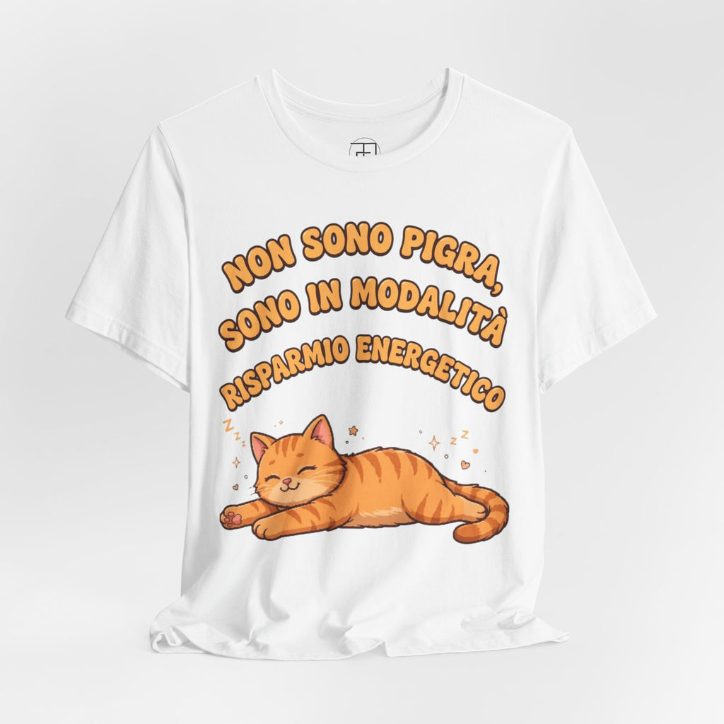 Non Sono Pigra - Energy Saving Cat Unisex T-Shirt (Italian)